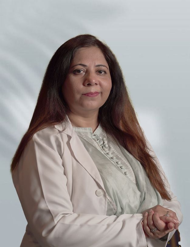 Dr.-Nausheen-Mahboob